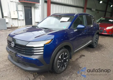 2025 Nissan Kicks Sv Intelligent Awd z USA, uszkodzony, nr VIN 3N8AP6CB9SL409219